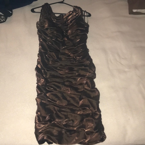 NWOT Cachet brown ruched dress size 6 - Picture 1 of 5